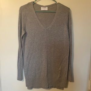 Old navy long sleeve tunic gray sweater S Worn once. 60% cotton 40% rayon